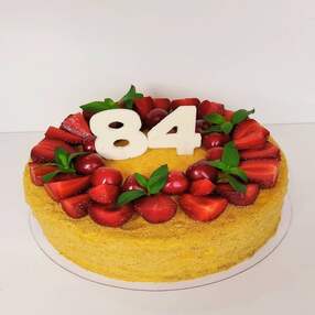 Торт на 84 года женщине №220904